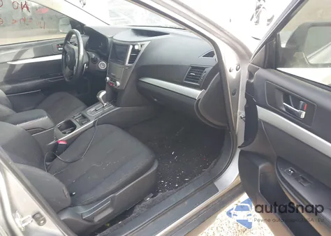 2010 Subaru Outback 2.5I Premium z USA, uszkodzony, nr VIN 4S4BRCGC1A3355691